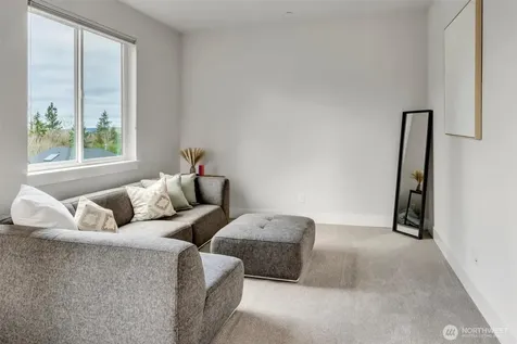 12143 NE 170th Place Bothell WA 98011