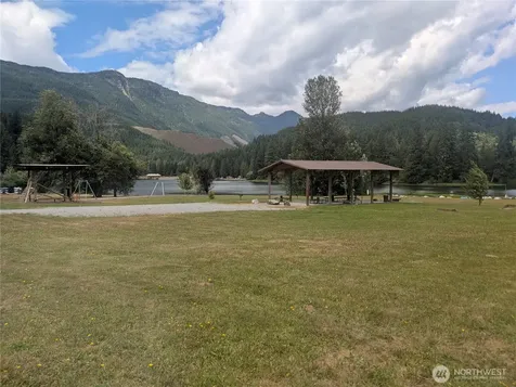 45016 Kachess Trail Concrete WA 98237