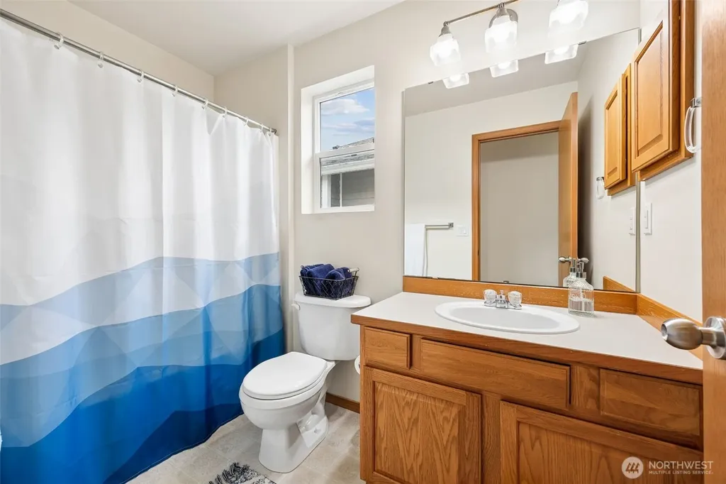 206 Lane Boulevard NW Orting WA 98360
