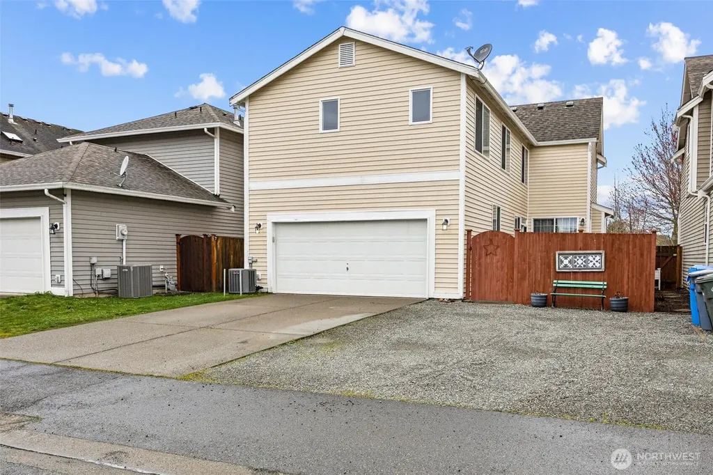 206 Lane Boulevard NW Orting WA 98360