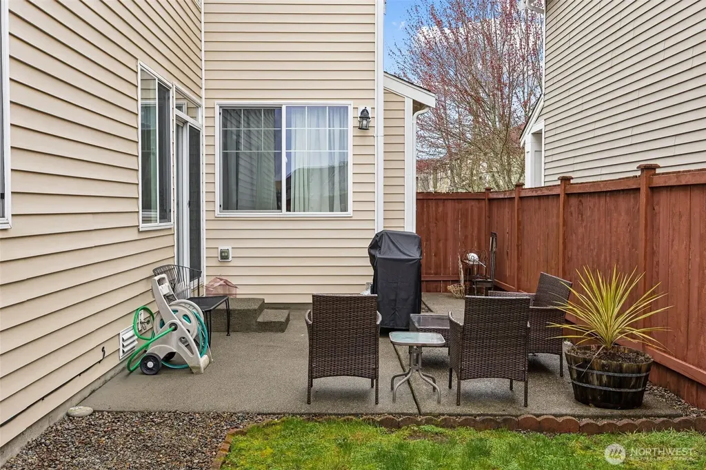 206 Lane Boulevard NW Orting WA 98360