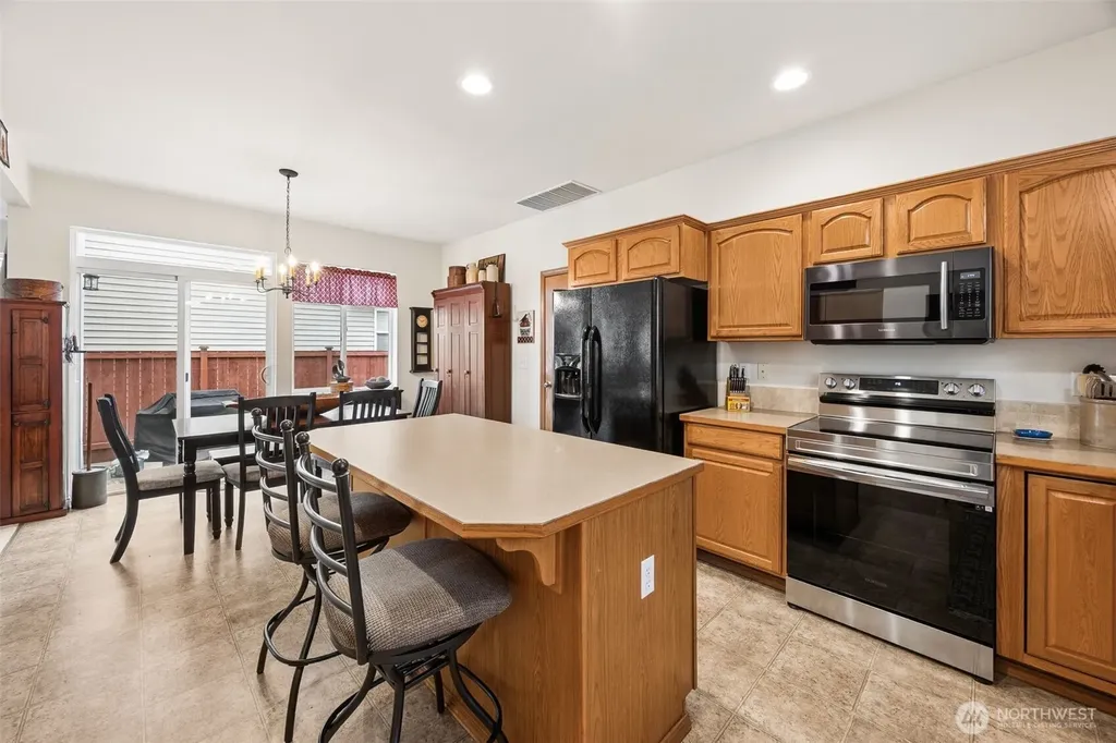 206 Lane Boulevard NW Orting WA 98360