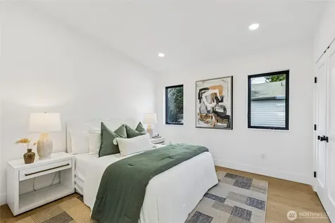 3695 122nd Avenue SE Bellevue WA 98006