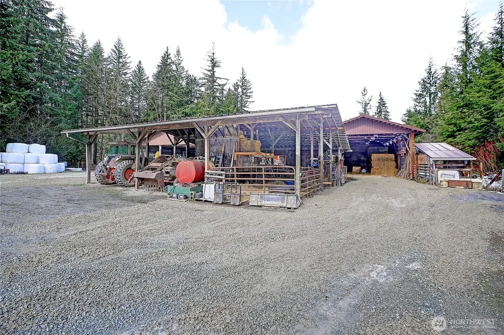 39729 State Route 530 NE Arlington WA 98223