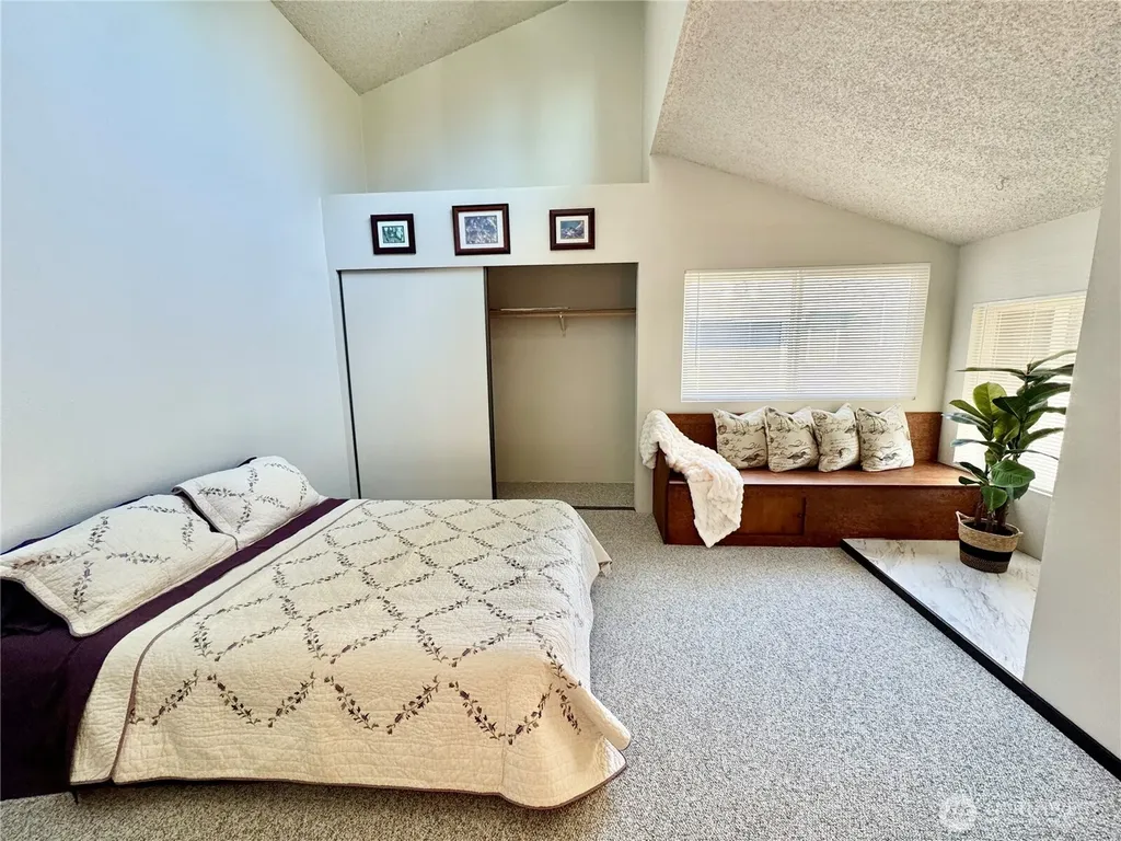 3015 127th Place SE Bellevue WA 98005