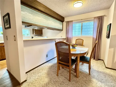 3015 127th Place SE Bellevue WA 98005