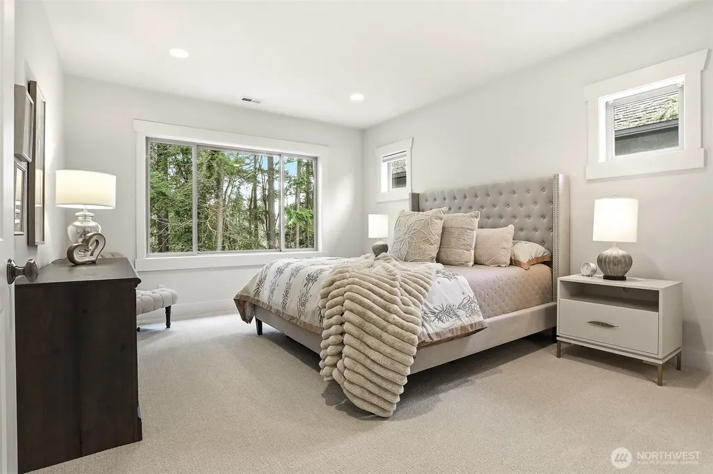 7248 115th Place SE Newcastle WA 98056