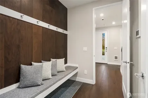 23121 NE 8th Street Sammamish WA 98074