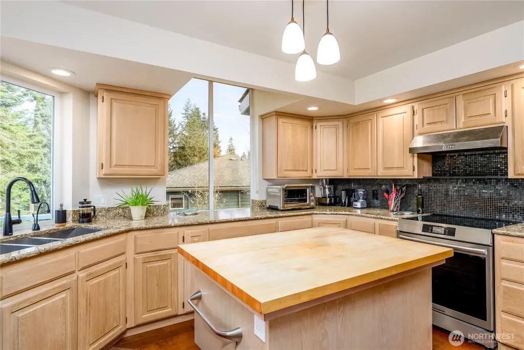193 Fairway Drive Sequim WA 98382
