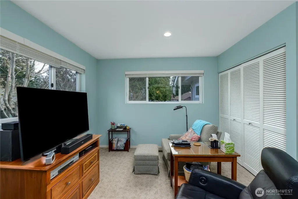 193 Fairway Drive Sequim WA 98382