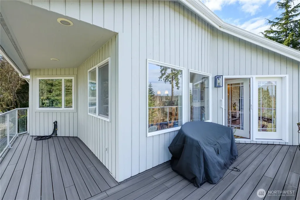 193 Fairway Drive Sequim WA 98382