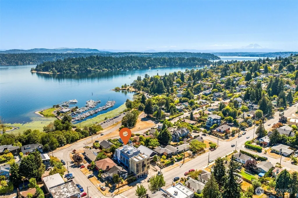4408 50th Avenue S Seattle WA 98118
