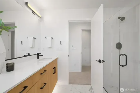 4408 50th Avenue S Seattle WA 98118