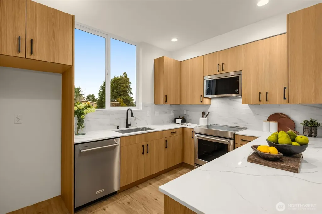 4408 50th Avenue S Seattle WA 98118