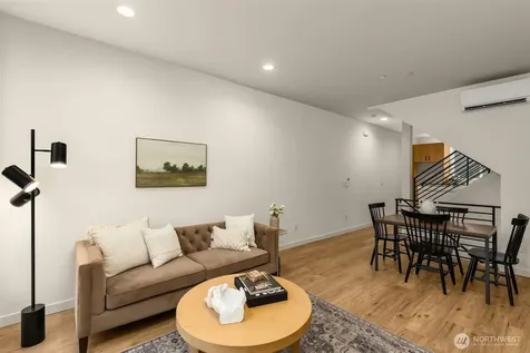 4408 50th Avenue S Seattle WA 98118