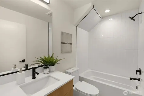 4408 50th Avenue S Seattle WA 98118