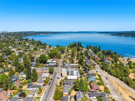 4408 50th Avenue S Seattle WA 98118