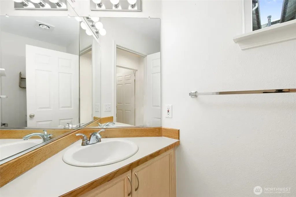 22619 4th Avenue W Bothell WA 98021