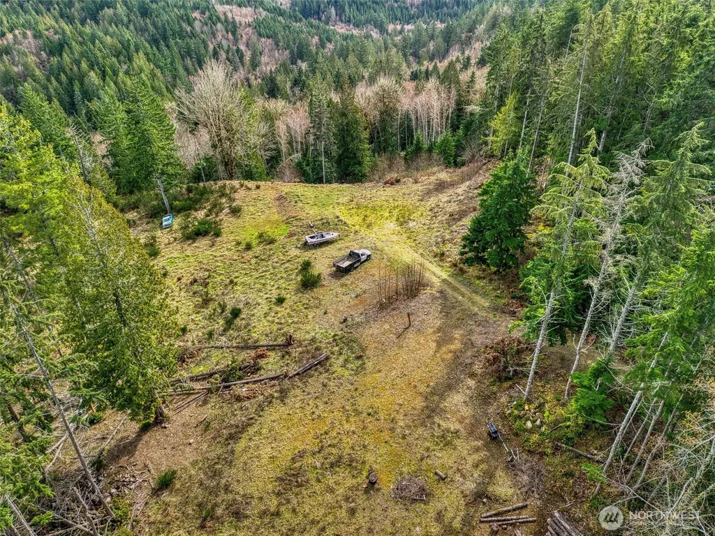 1 Larson Lane NW Seabeck WA 98380