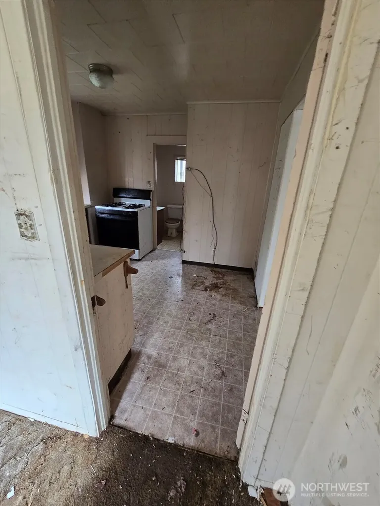 423 Long Avenue Kelso WA 98626