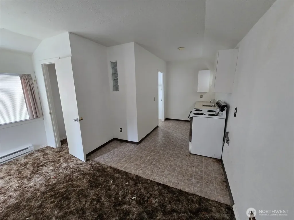 423 Long Avenue Kelso WA 98626