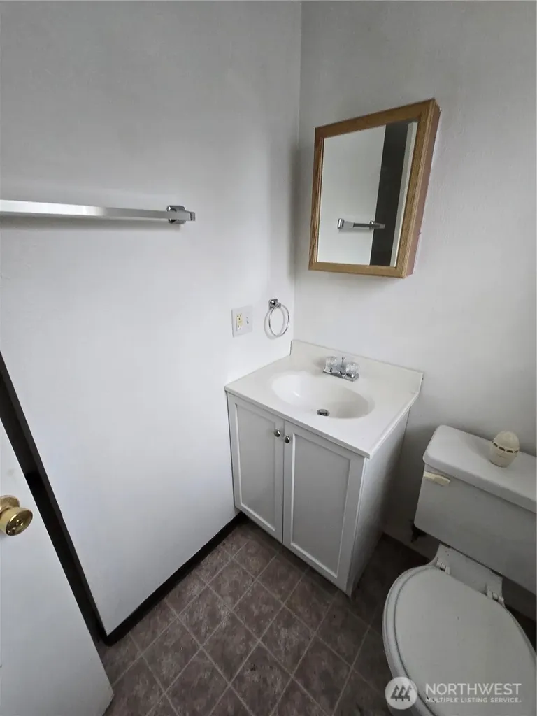 423 Long Avenue Kelso WA 98626