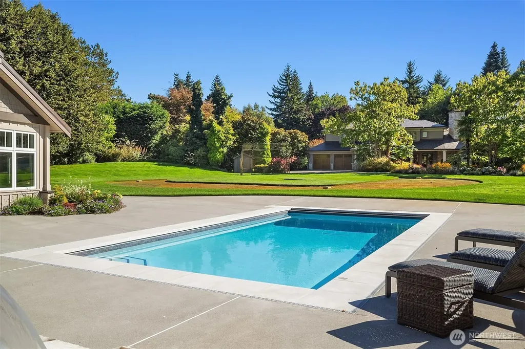 22430 Dogwood Lane Woodway WA 98020