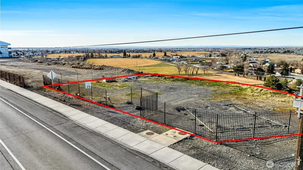 4994 Airway Drive NE Moses Lake WA 98837
