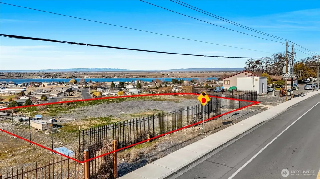 4994 Airway Drive NE Moses Lake WA 98837