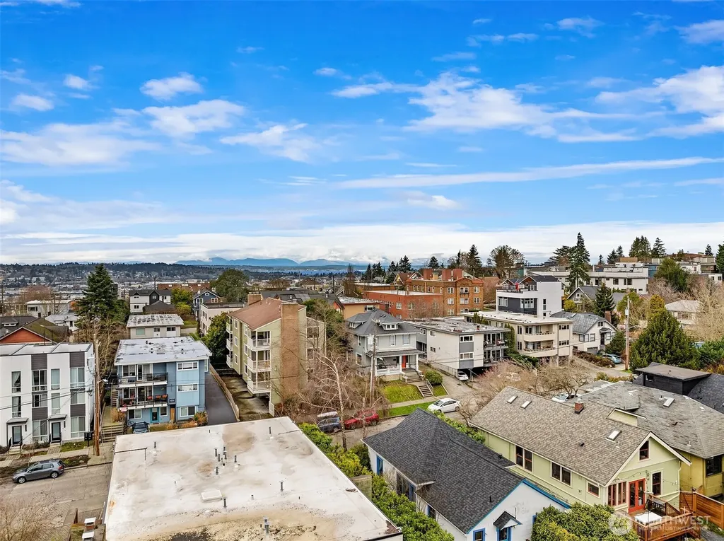 4309 Evanston Avenue N Seattle WA 98103