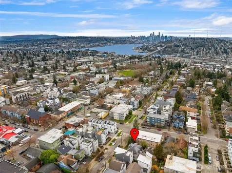 4309 Evanston Avenue N Seattle WA 98103