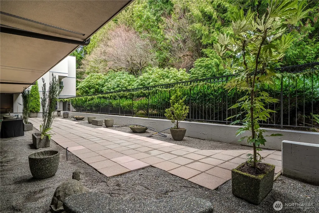 11122 NE 41st Drive Kirkland WA 98033