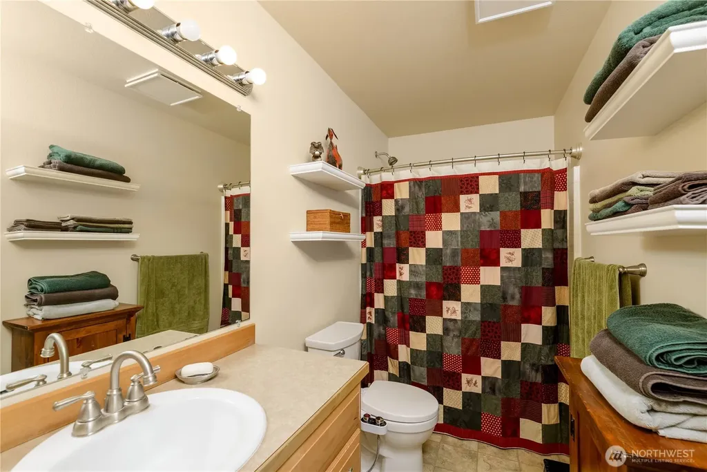 70 Onyx Lane Sequim WA 98382