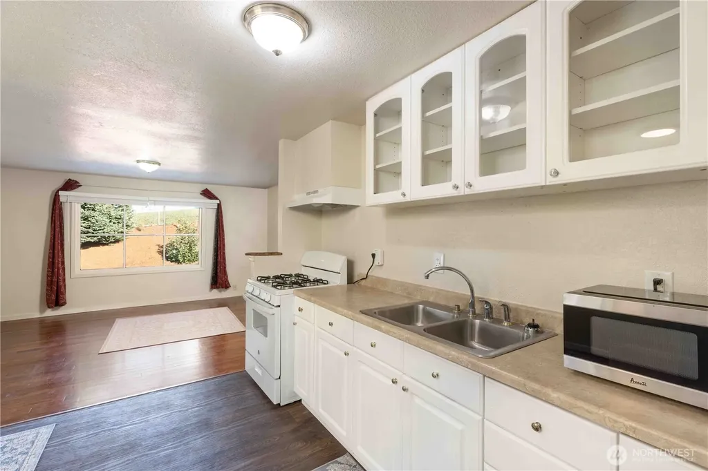 119 Elm St Unit #A And #B Bremerton WA 98310