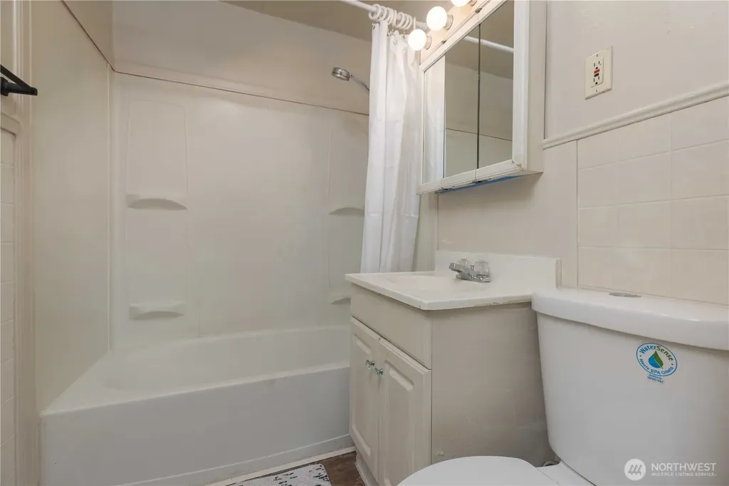 119 Elm St Unit #A And #B Bremerton WA 98310