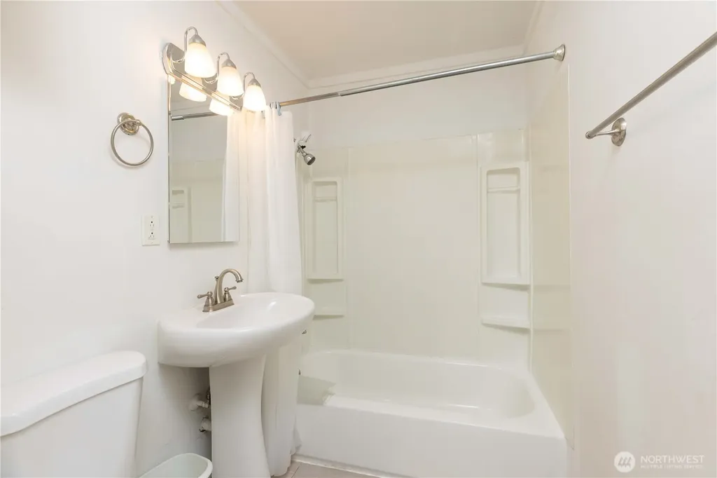 119 Elm St Unit #A And #B Bremerton WA 98310