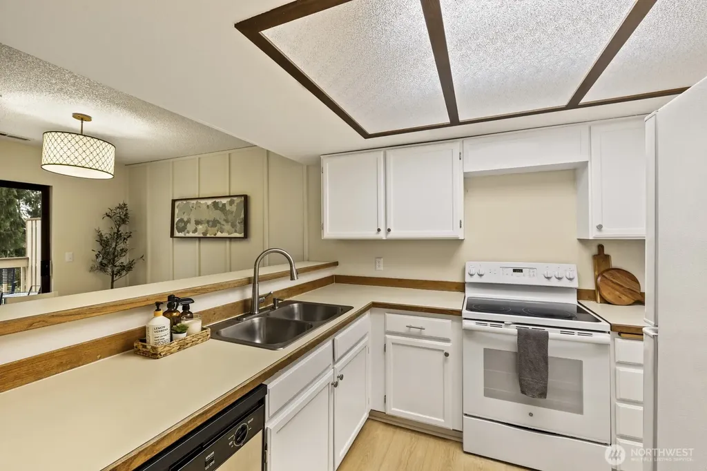 16014 Village Green Drive SE Mill Creek WA 98012