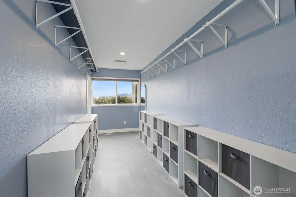 311 Tyler View Place Sequim WA 98382