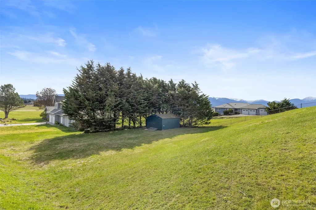 311 Tyler View Place Sequim WA 98382