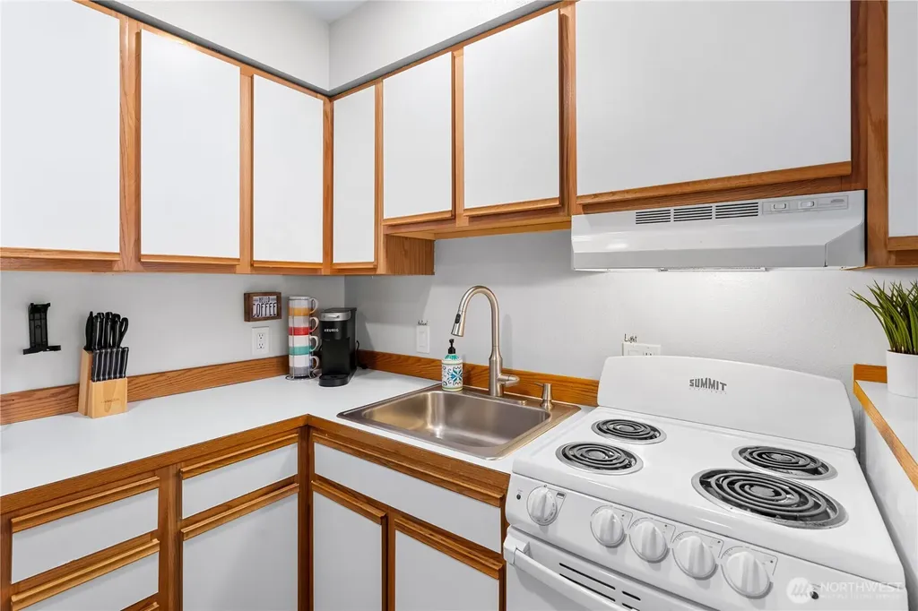 250 Tucker Avenue Friday Harbor WA 98250