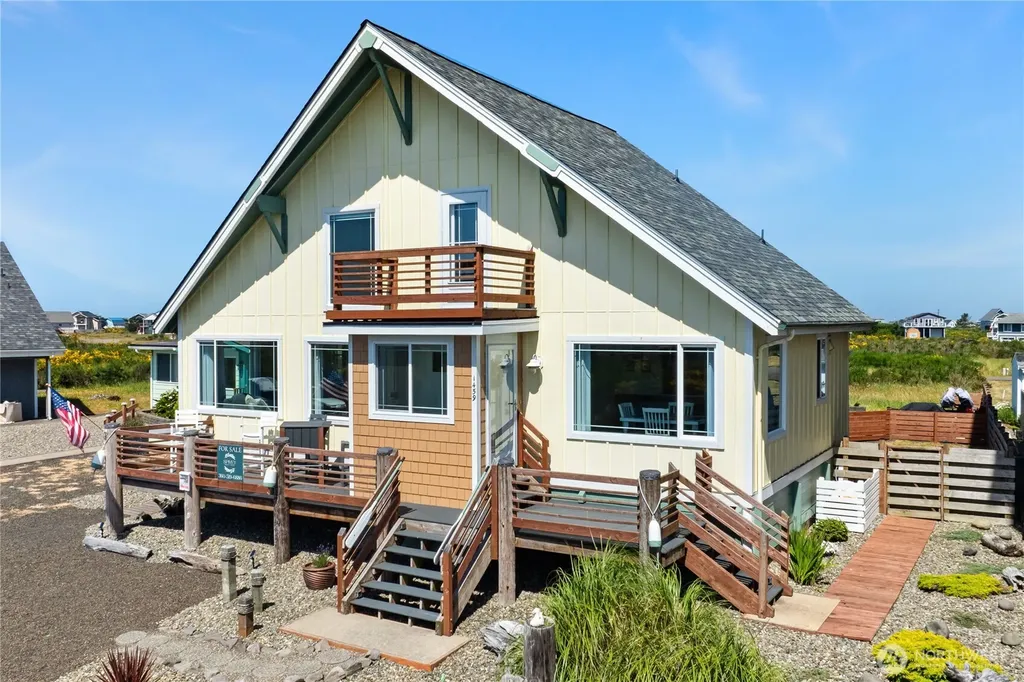 1459 E Ocean Shores Boulevard SW Ocean Shores WA 98569