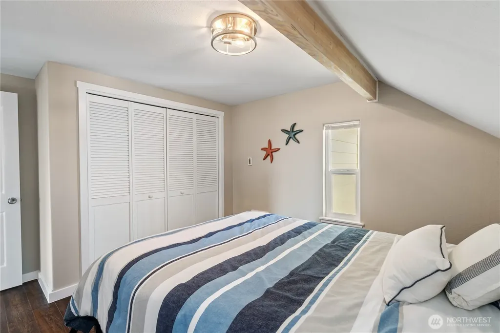 1459 E Ocean Shores Boulevard SW Ocean Shores WA 98569