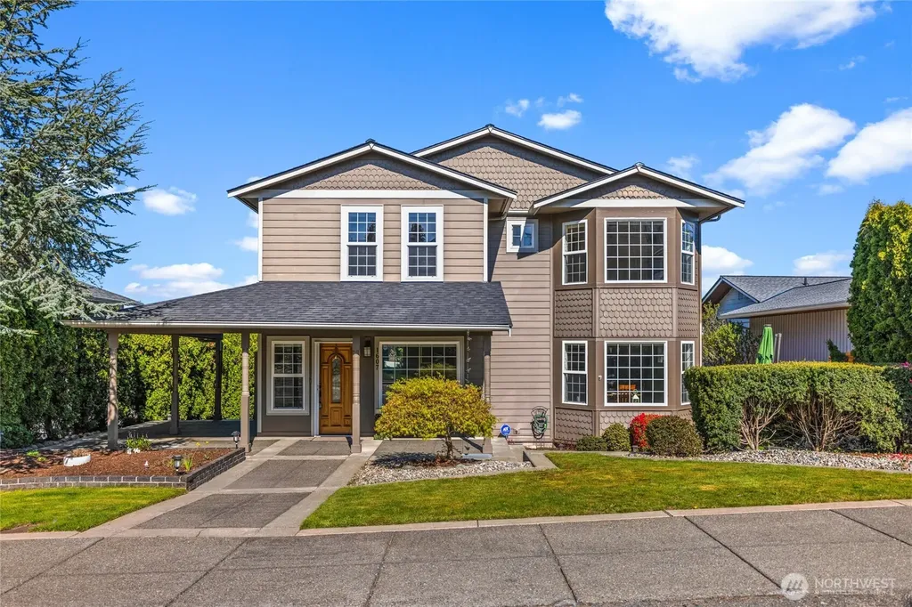1607 Nisqually Street Steilacoom WA 98388