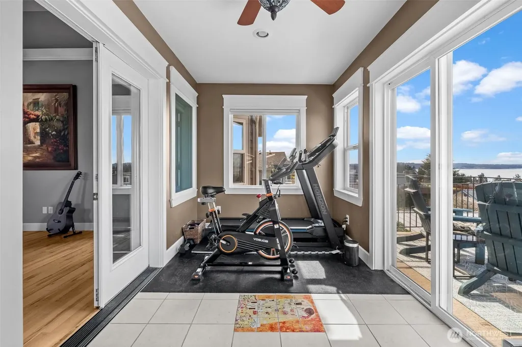 1607 Nisqually Street Steilacoom WA 98388
