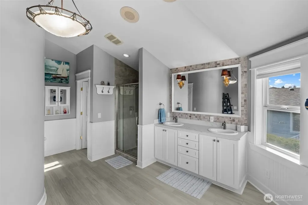 1607 Nisqually Street Steilacoom WA 98388