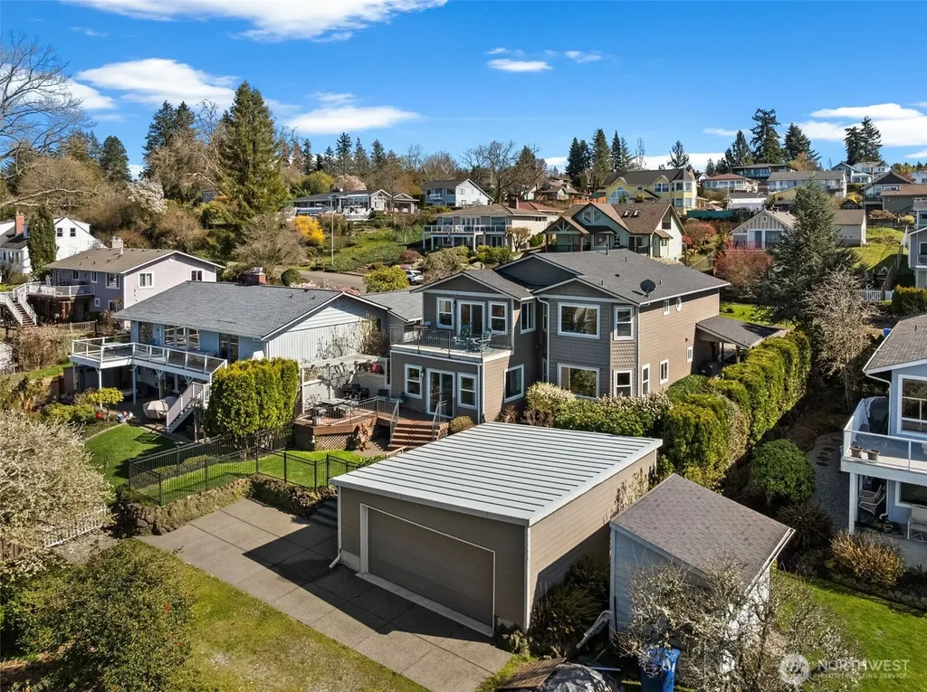 1607 Nisqually Street Steilacoom WA 98388