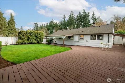 19513 Meridian Avenue N Shoreline WA 98133