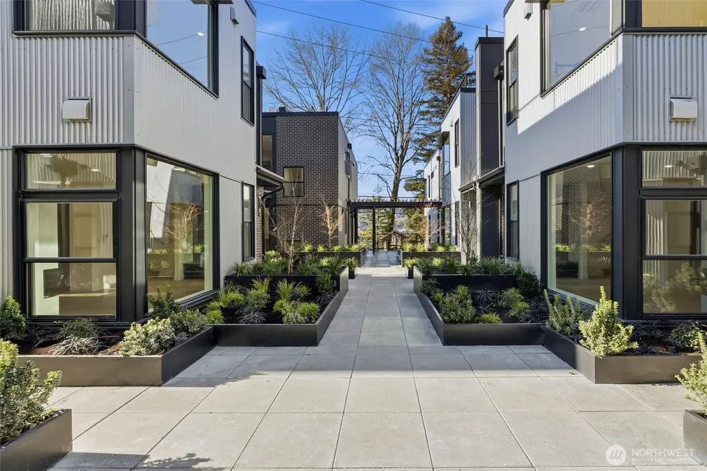 2012 Fairview Avenue E Seattle WA 98102
