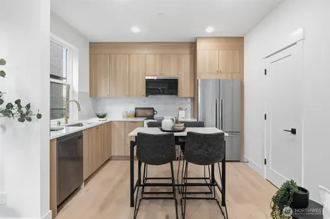 2012 Fairview Avenue E Seattle WA 98102