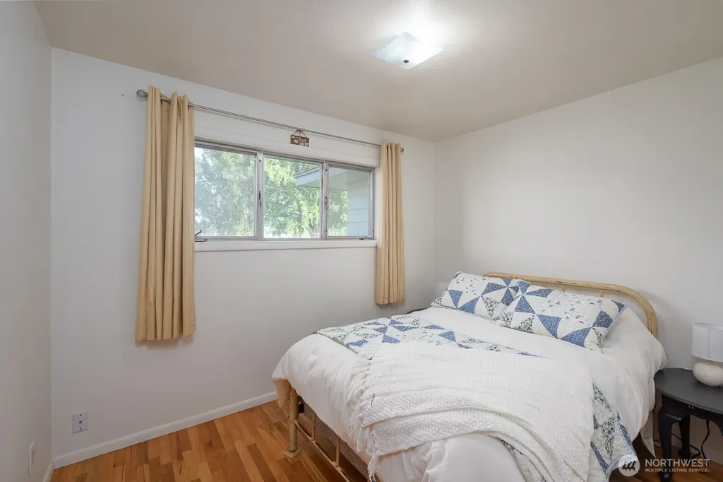 1609 W Lakeside Drive Moses Lake WA 98837